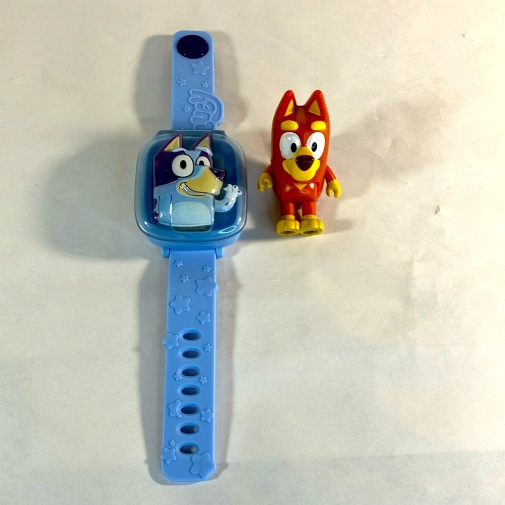 Bluey Wristwatch Game and “Bingo” Figurine V Tech